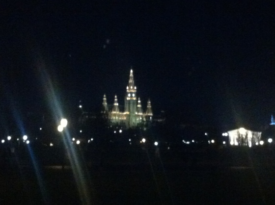 Rathaus aka City at night 